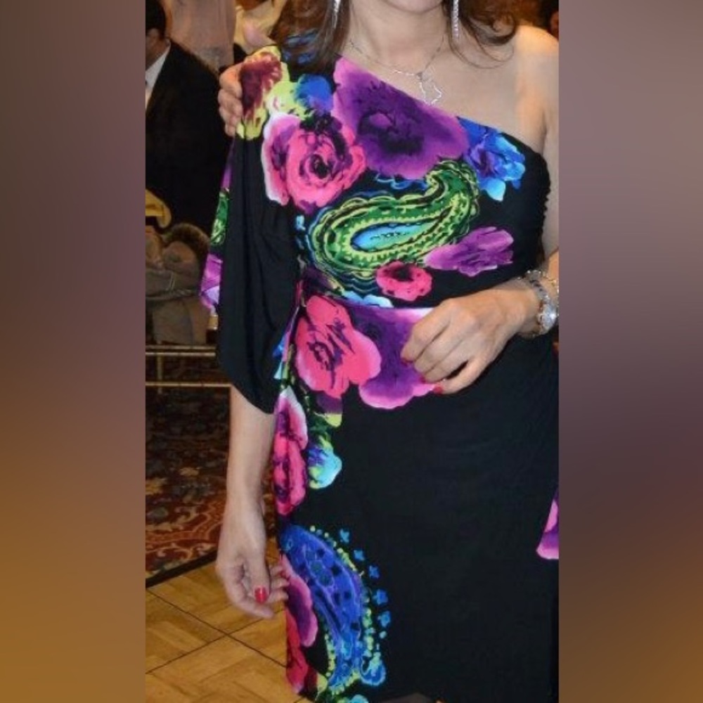 Very sexy flattering dress cute for a date night out very comfortable to wear.